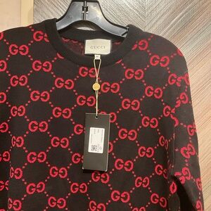 Gucci Black and Red Patterned Knitwear